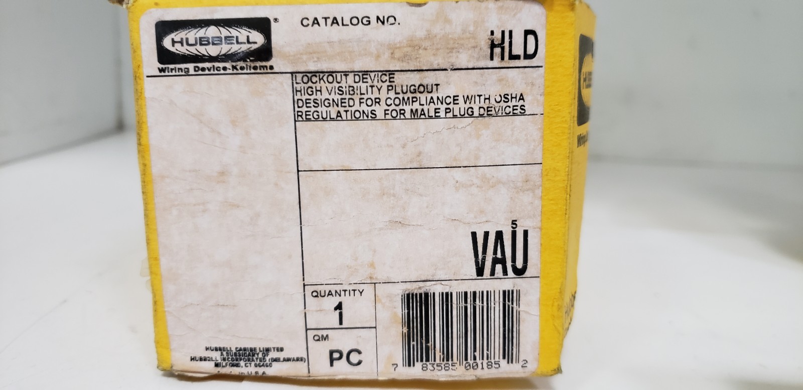 HUBBELL HDL LOCKOUT DEVICE, HIGH VISIBILITY PLUGOUT, NIB