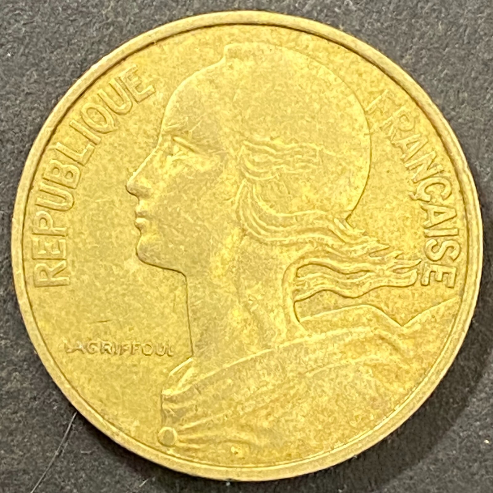 1979 French Republique Francaise 10 Centimes Pre-Euro Coin 20mm