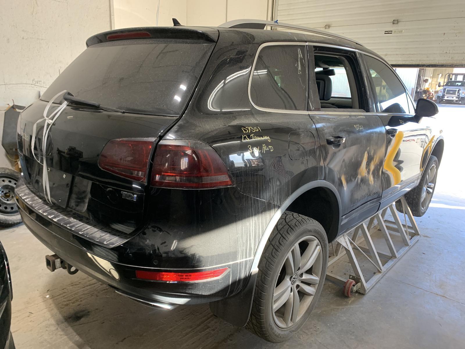 Used Floor Jack fits: 2013 Volkswagen Touareg Grade A