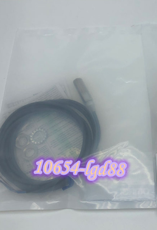 1pcs fit proximity switch sensor E2E-X2F1    new   @10654