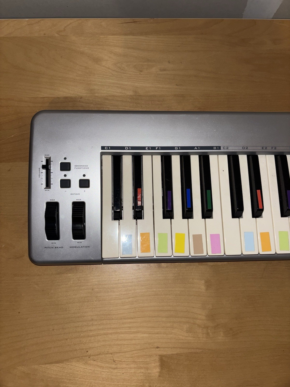 M-Audio Keystation 49e USB MIDI Keyboard Controller 49-Key Untested