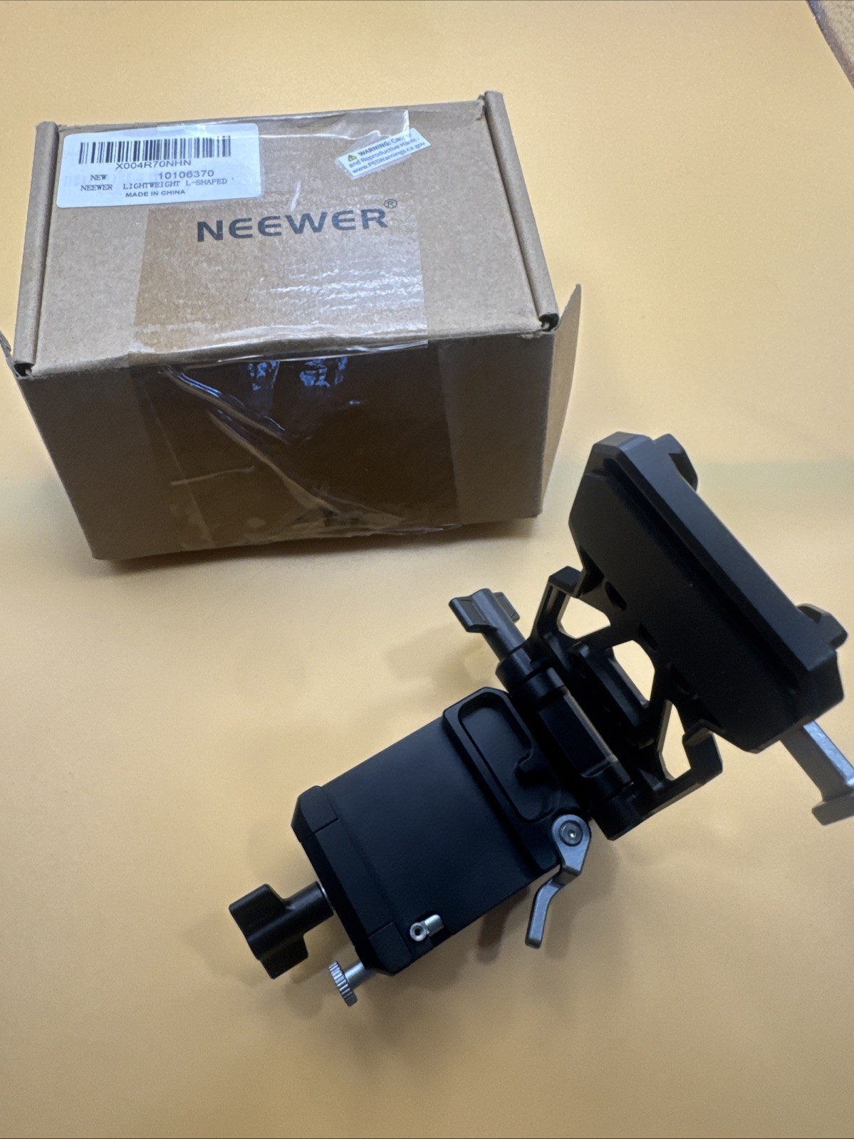 NEEWER Camera Mount Plate with Vertical Bracket PS015 Pro Open Box New