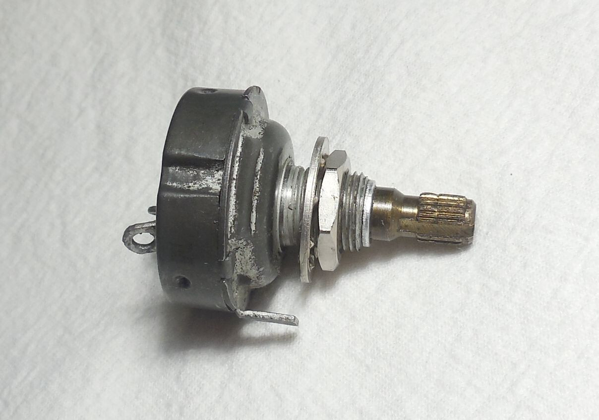 USED CTS On-Off Rotary Switch Date 1961 Knurled Brass Shaft