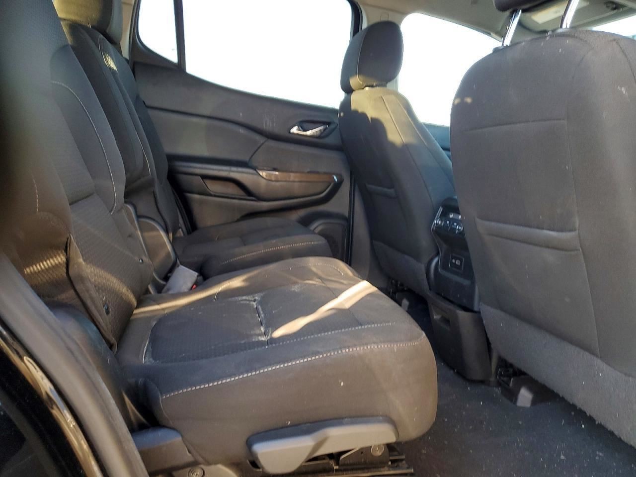 ACADIA 2022 Glove Box 5009935