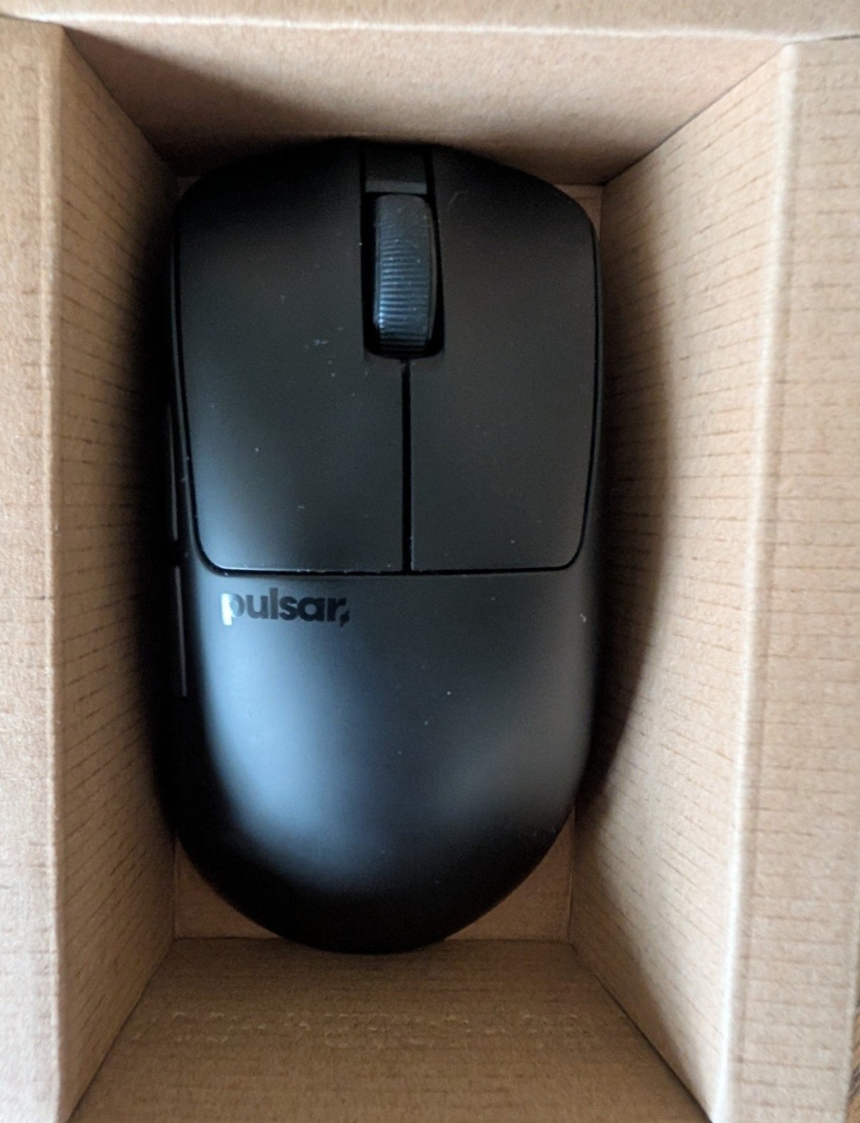 Glorious Keyboard And Wrist Rest, Mouse Bungee, Pulsar Xlite Wired USB Mouse