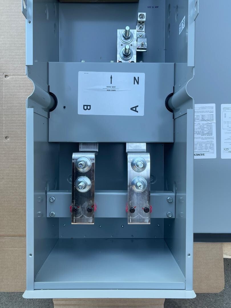 NEW SIEMENS METER STACK wtb1400CU 400amp 240V TAP BOX