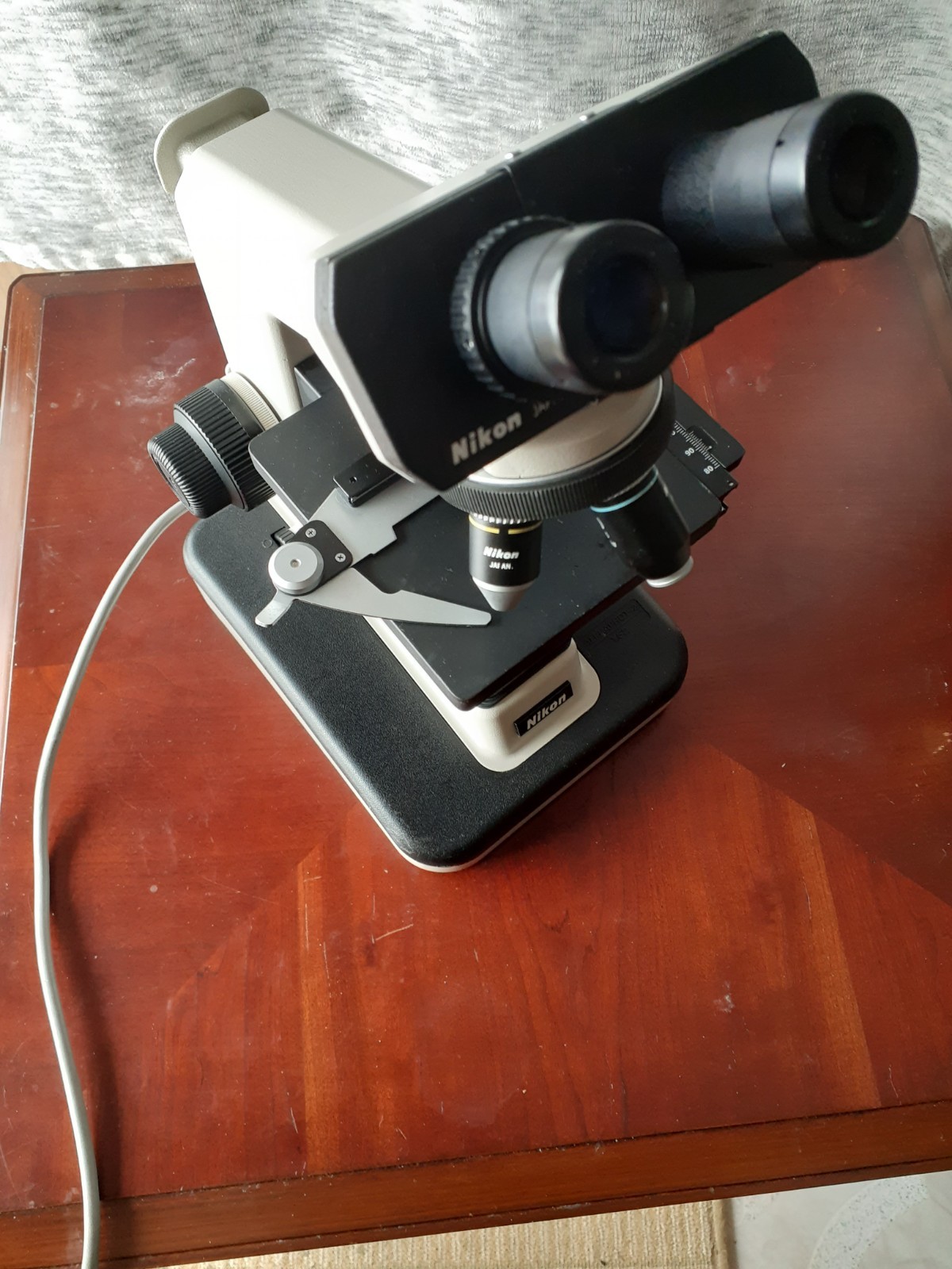 Nikon YS2-T Alphaphot Binocular Microscope w/ Eyepieces & 3 Objective Lenses