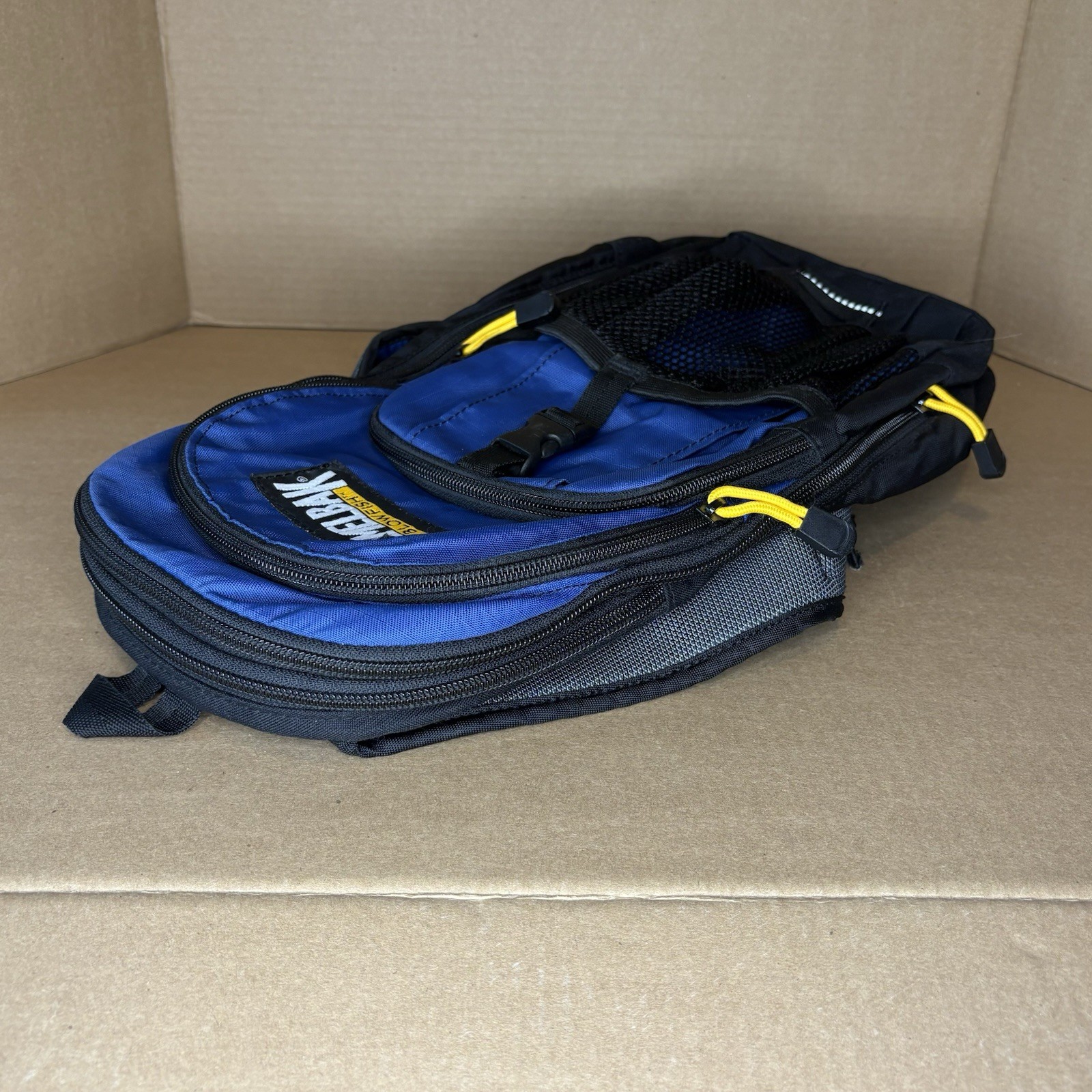 Camelbak Blowfish Hydration Backpack NO Bladder Blue/Black Pre-owned Nice Cond
