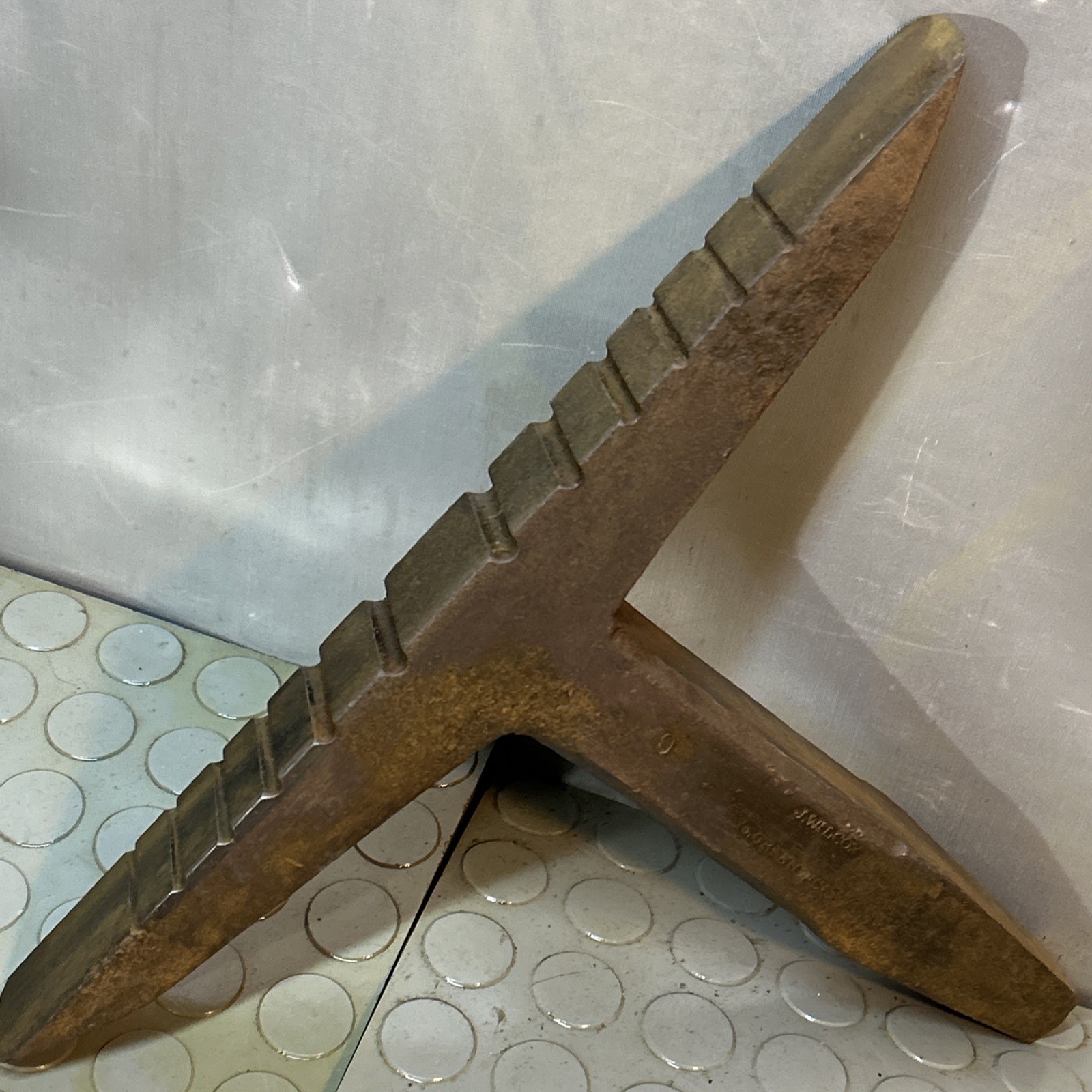 Vintage  #0 J.Wilcox Heavy Duty Blacksmiths Creasing Grooved Stake Tinsmith