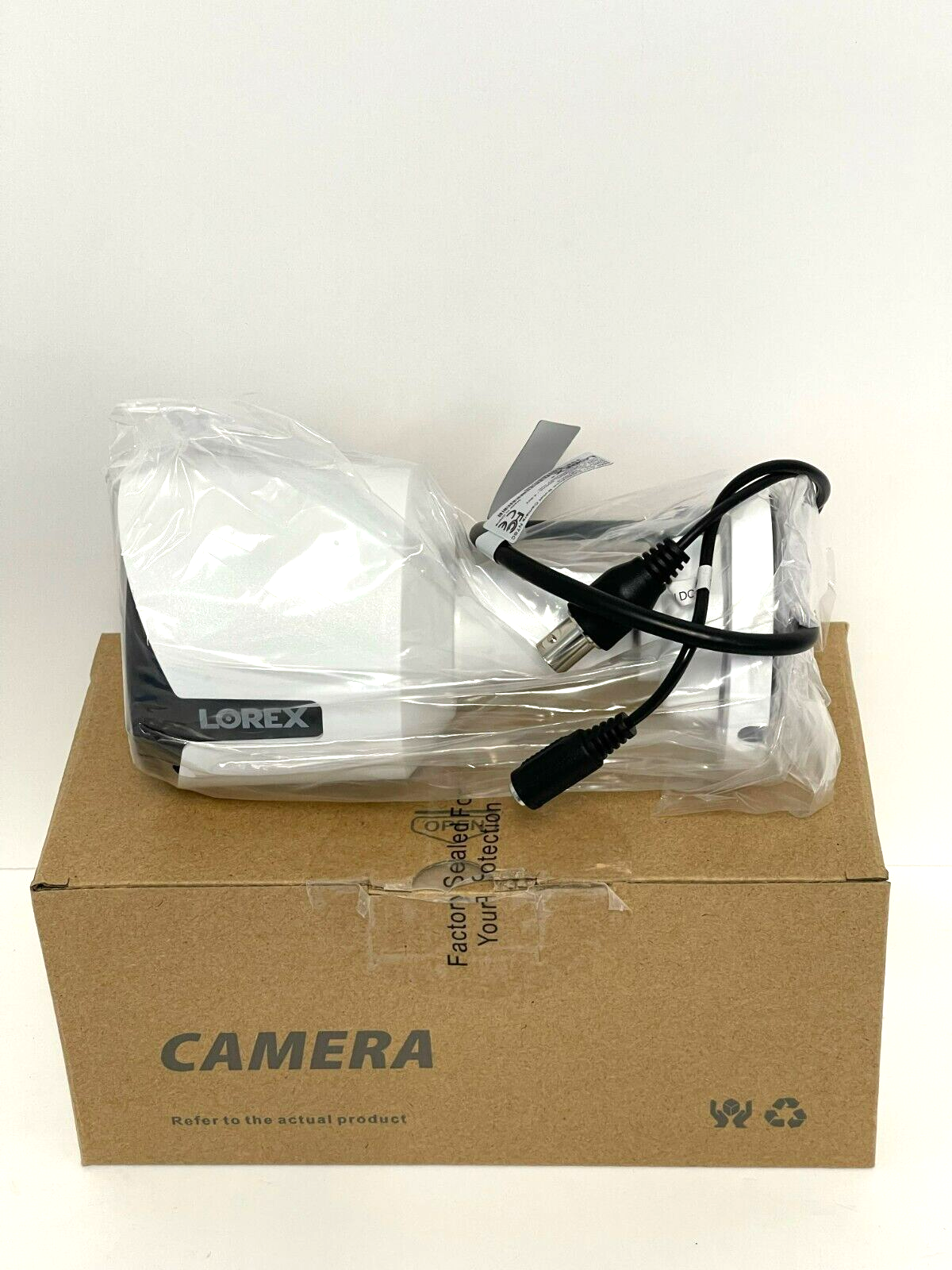 Lorex C581DA 5MP HD Active Deterrence Bullet Security Camera, New