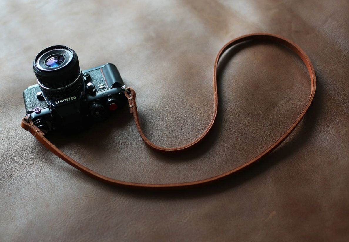 10mm thick brown leather handmade camera neck shoulder strap | windmup