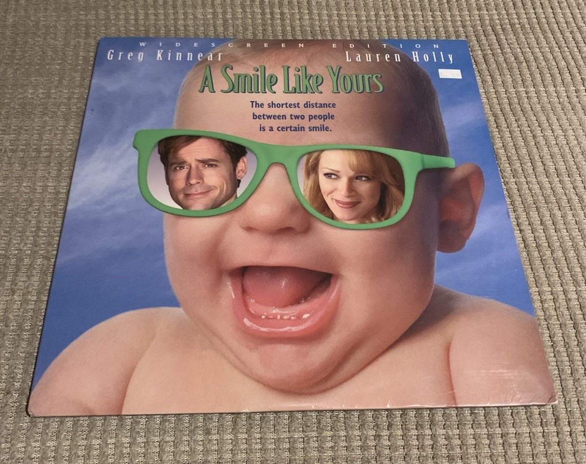 A Smile Like Yours (Laserdisc) WIDESCREEN Greg Kinnear BRAND NEW SEALED!