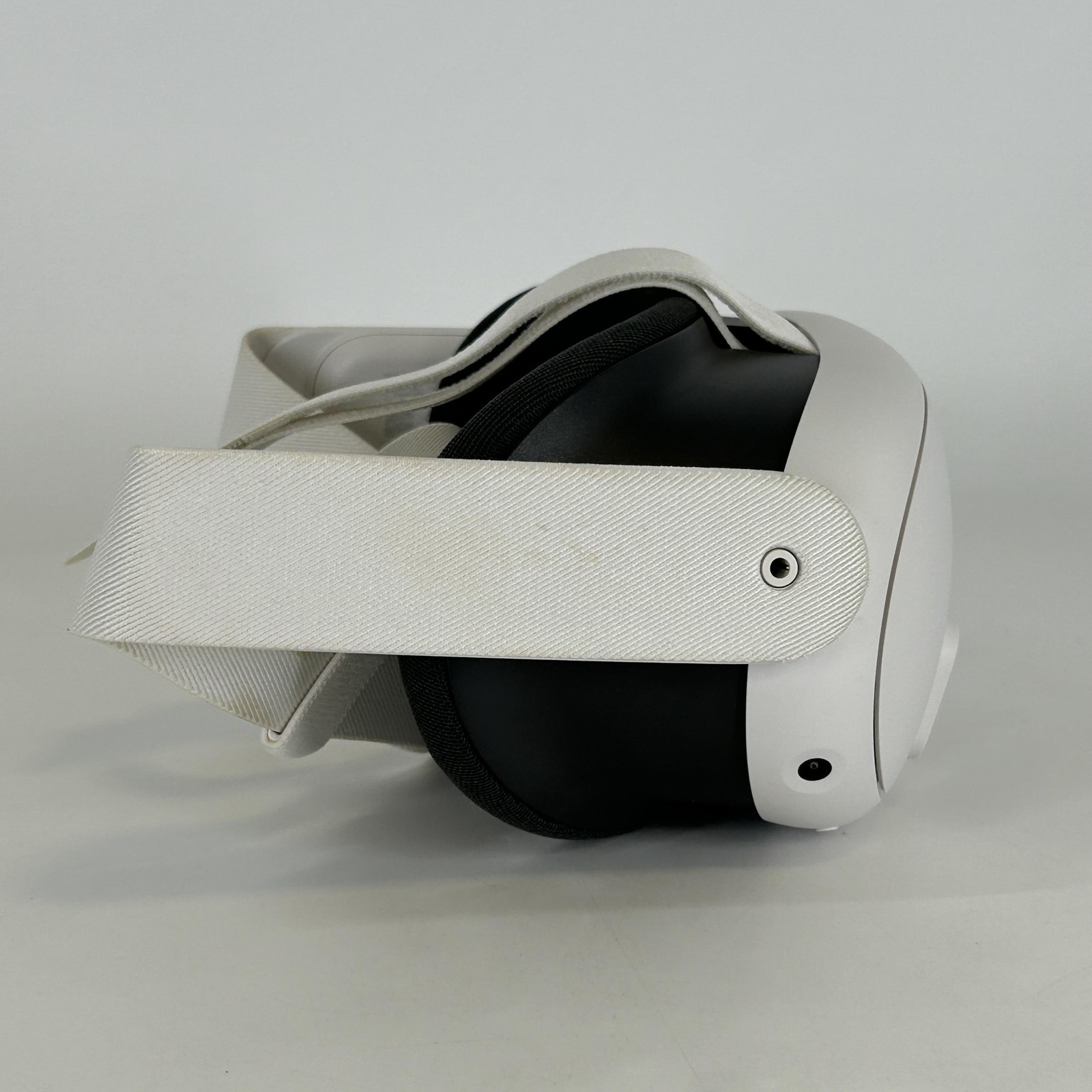 Meta Quest 3 VR Headset 512GB w/ Controllers/Regular Strap - Excellent
