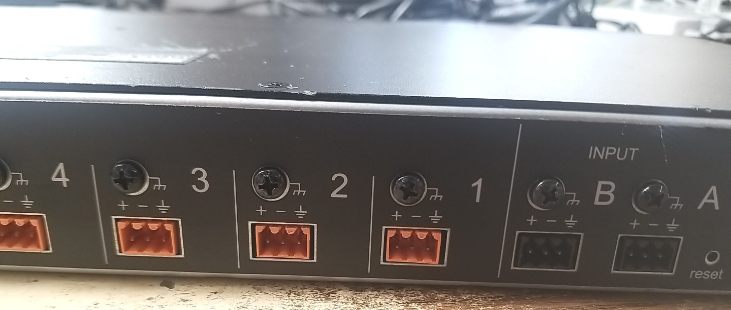 Shure MXWANI8 8-Channels Microflex Wireless Audio Network Interface. *READ⬇️*