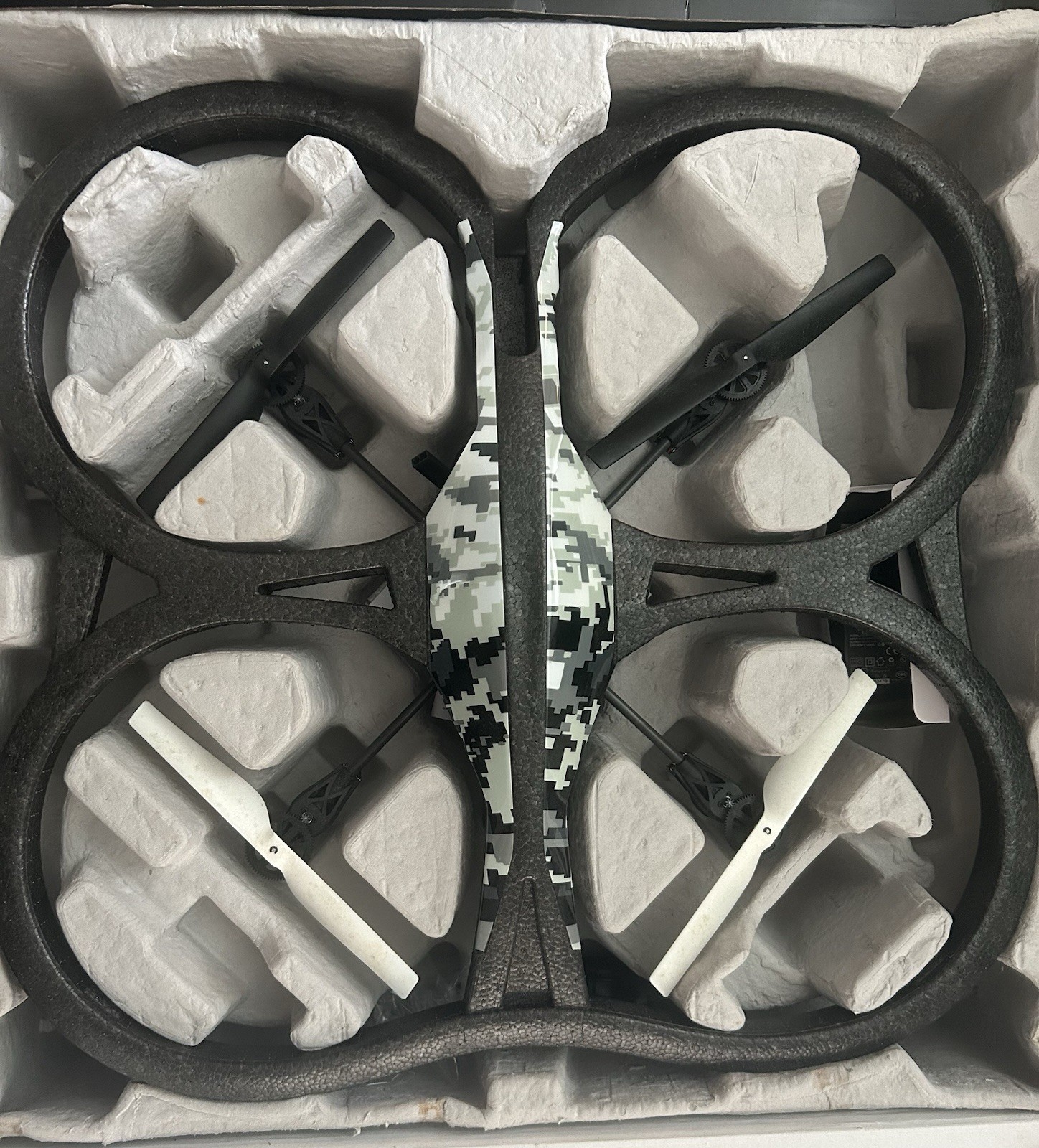 Parrot AR Drone 2.0 Elite Edition - Never Flown - Open Box - TESTED