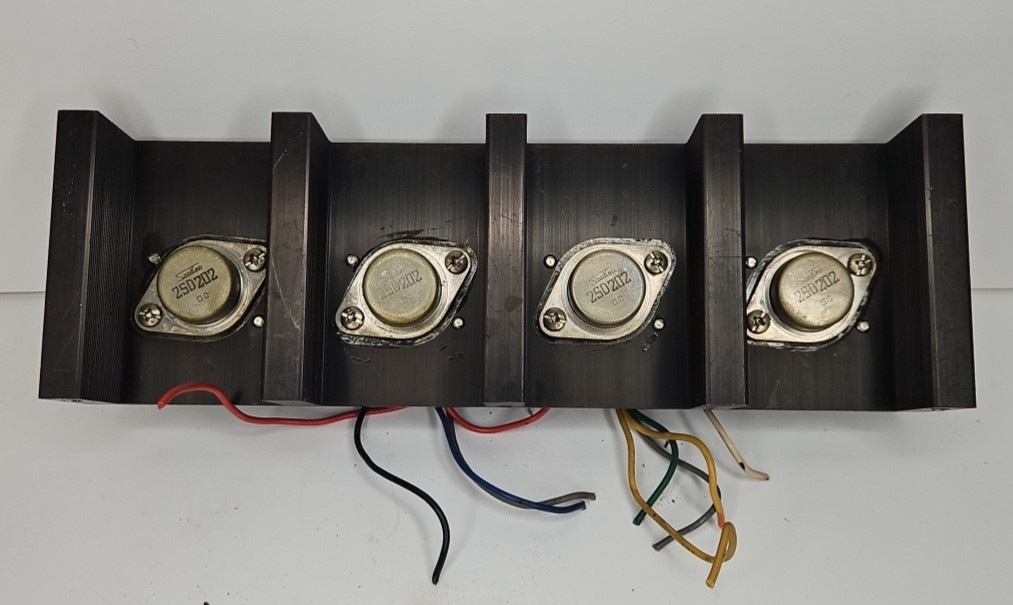 OEM Original Vintage Sansui 2000X Stereo Receiver Output Transistor Panel Parts