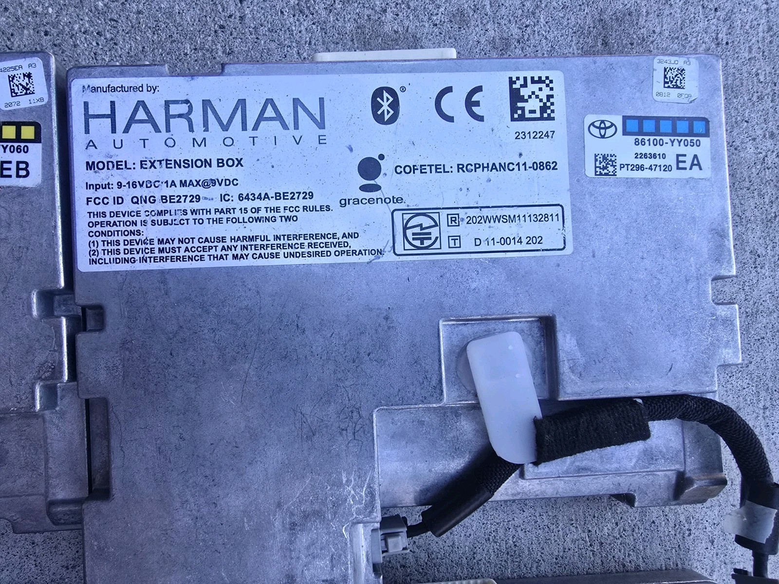 Toyota OEM Harman Kardon lot of (06) 86100-YY050 & YY060 GPS Extension Boxes