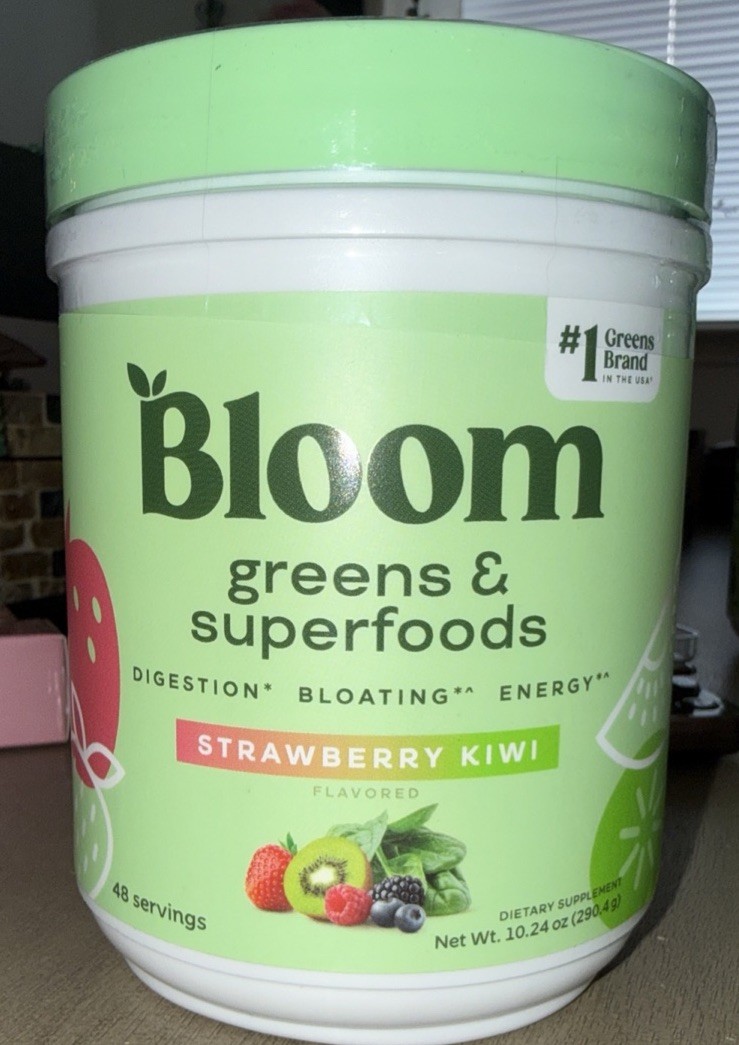 Bloom Greens & Superfoods Powder Strawberry Kiwi 10.24 oz expires 08/26 Sealed