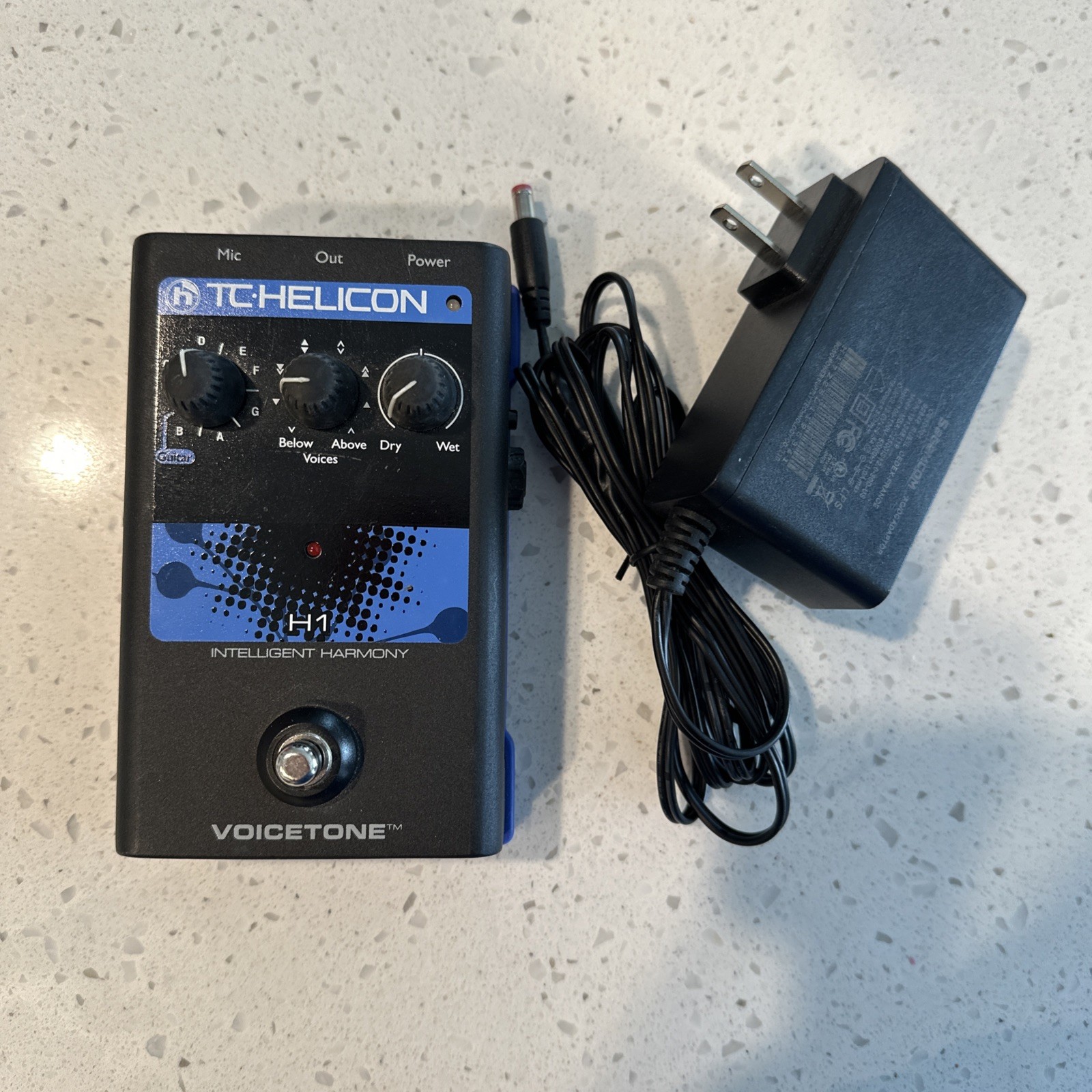TC-Helicon VoiceTone H1 Single-Button Intelligent Vocal Harmony Pedal