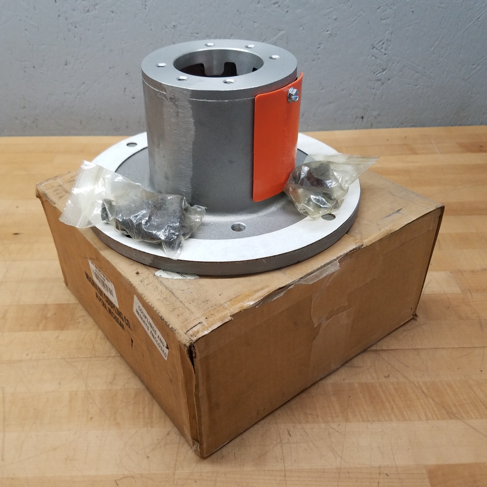 Magnaloy M182522AV Vertical Pump Mount, Aluminum, 56C, 143TC/145TC, 182UC/184UC
