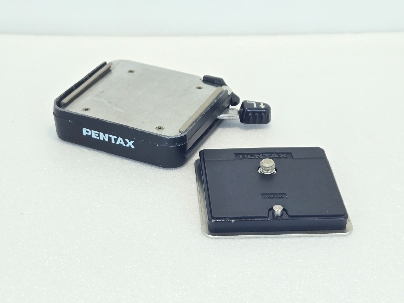 [Exc+5] Pentax Quick Shoe Aadpter For Medium Format Camera 645 67 from JAPAN