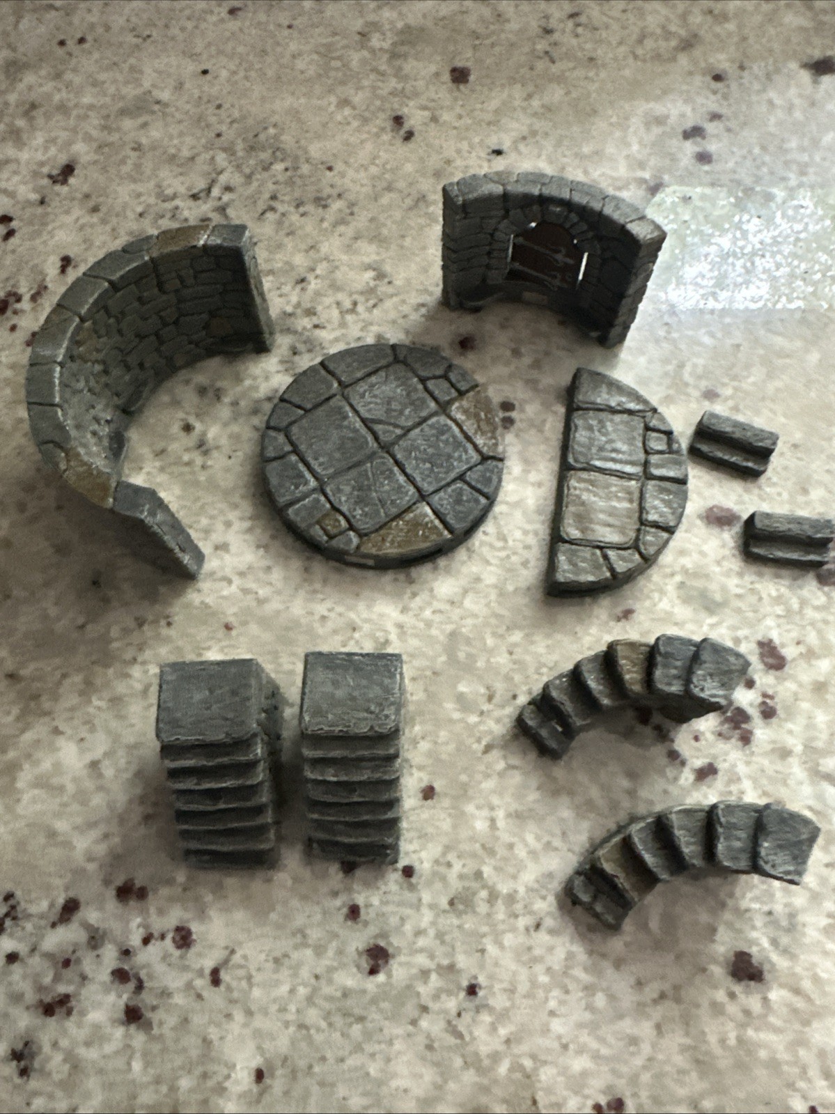 Dwarven Forge - Castle Fieldstone 4in Tower Addition A Must Have