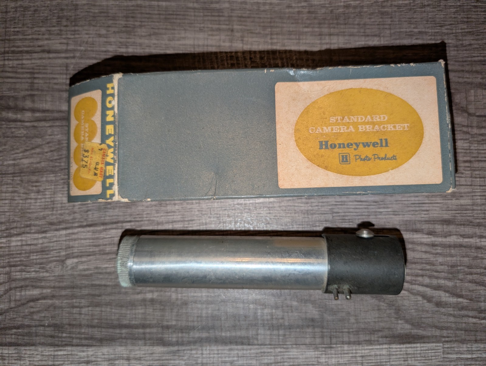 Honeywell Standard Camera Bracket Flash Mount w/ Box (#300)