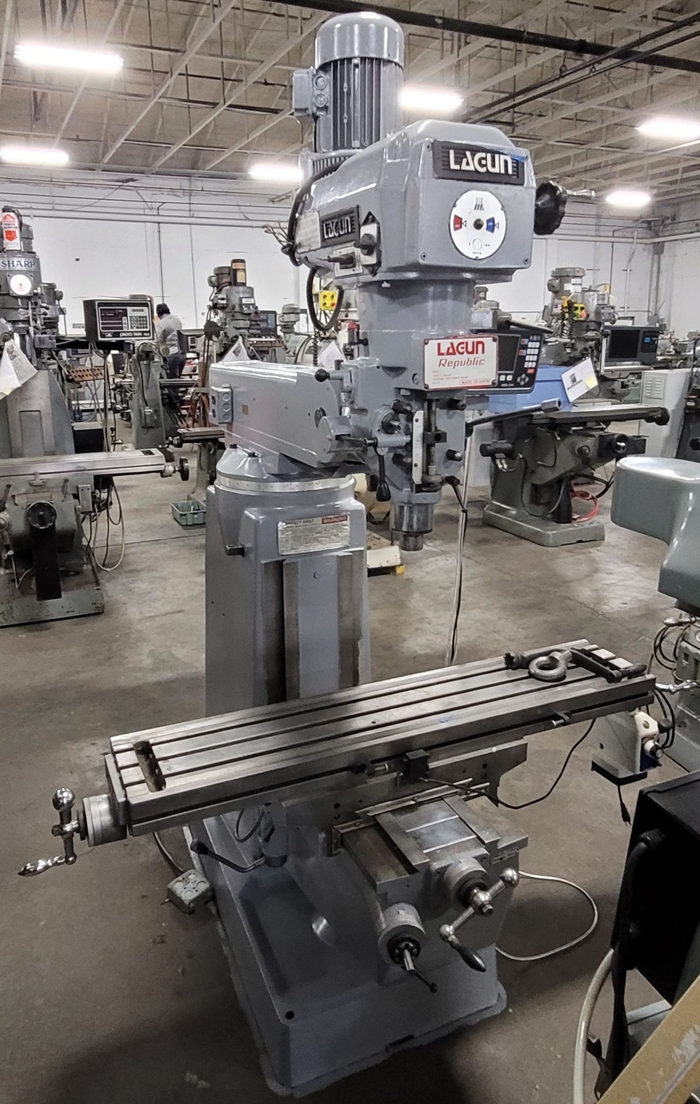 Lagun/Republic FTV-2 Vertical Mill w/3HP, New DRO, X Axis Power Feed