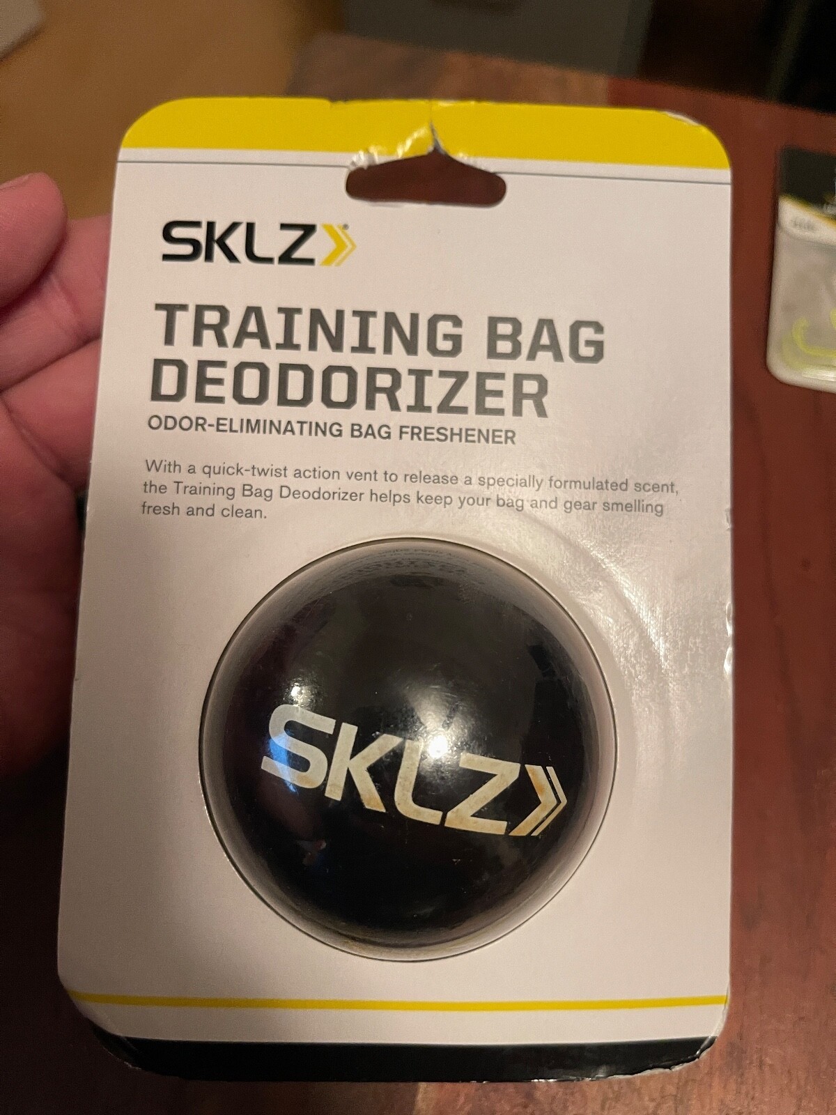 SKLZ Training Bag Deodorizer - Brand New - Locker Room Gym Bag School Gym P17