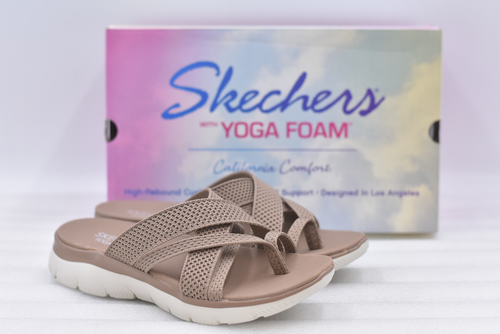 Women's Skechers Summits - Fantasy Walk Sandal in Mocha Size 7   119518