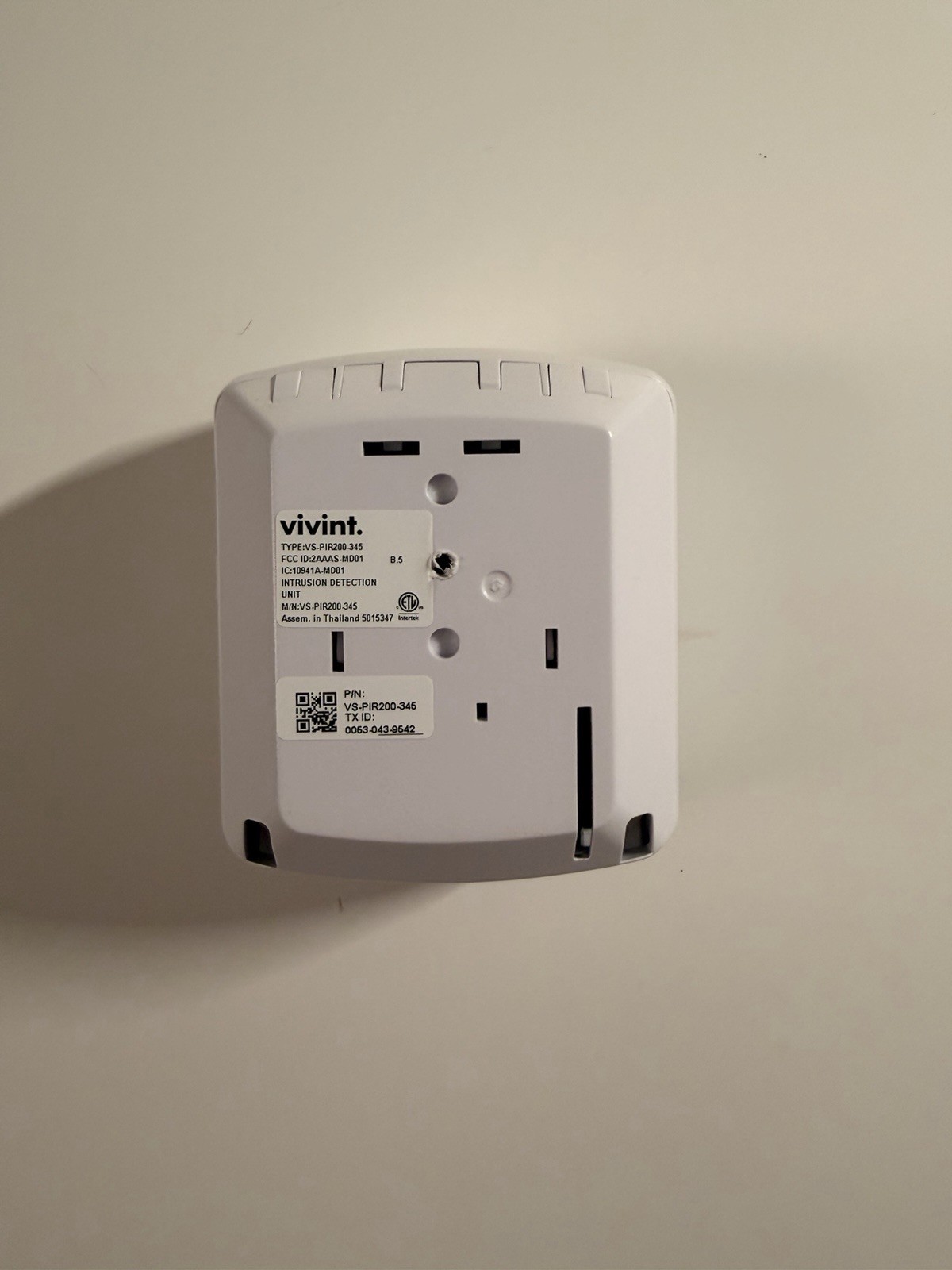 Vivint Smart Home VS-PIR200-345 Wireless Motion Sensor Detector Excellent