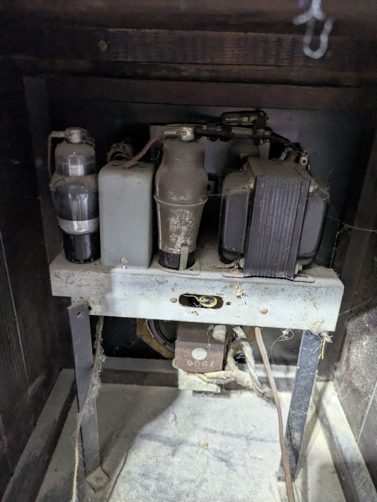 Vintage Lafayette Radio Maybe 1940s - Does Not Work