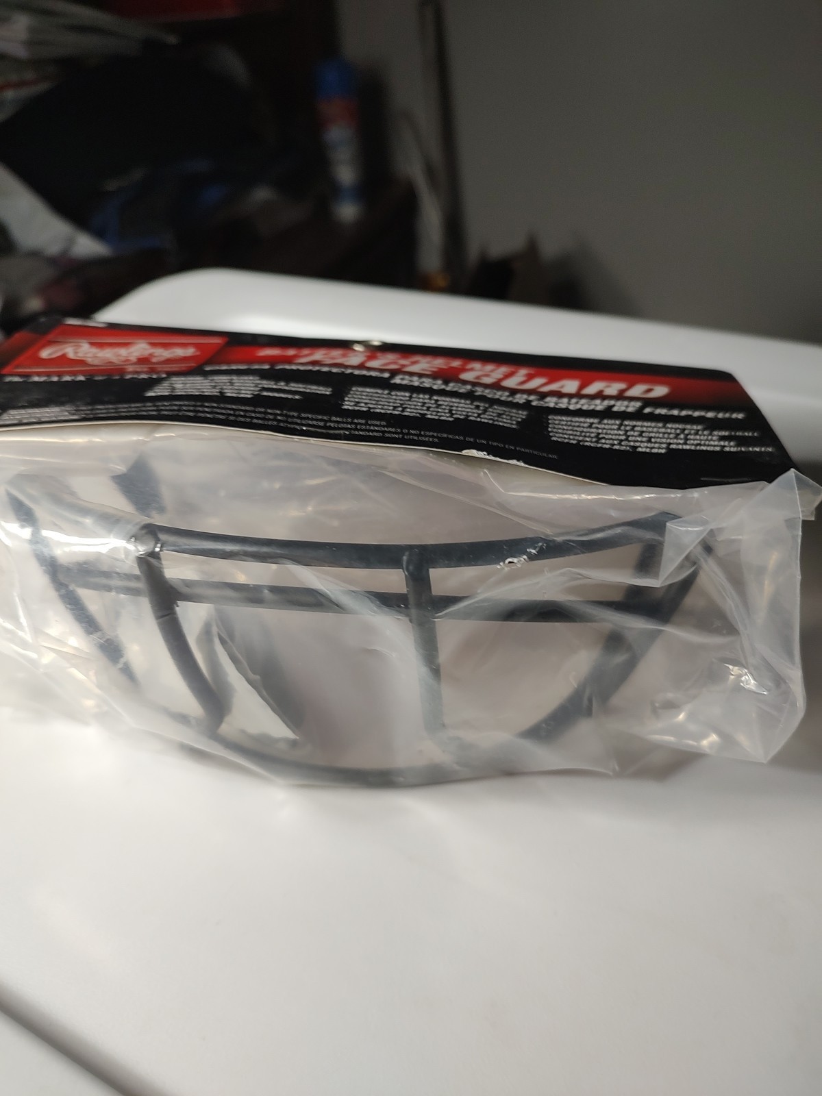 Rawlings BB1WG Face Guard - Black