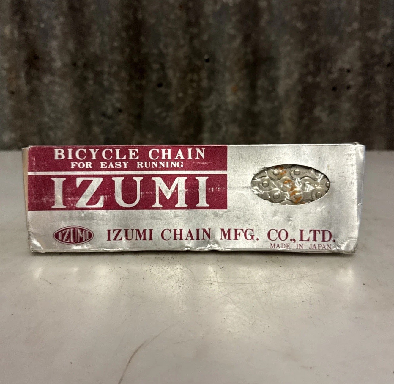 Silver IZUMI Japan 1/8" 116L bicycle CHAIN - Old School BMX  NOS