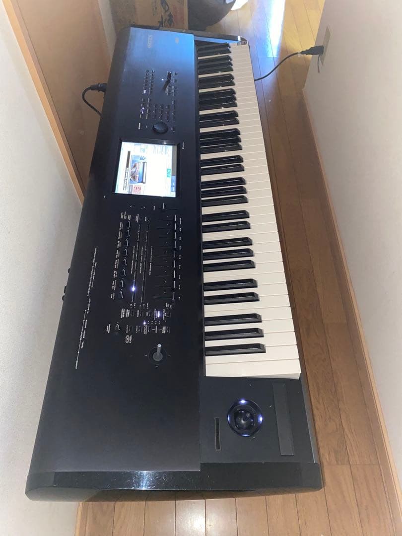 KORG KRONOS 73 Workstation Synthesizer