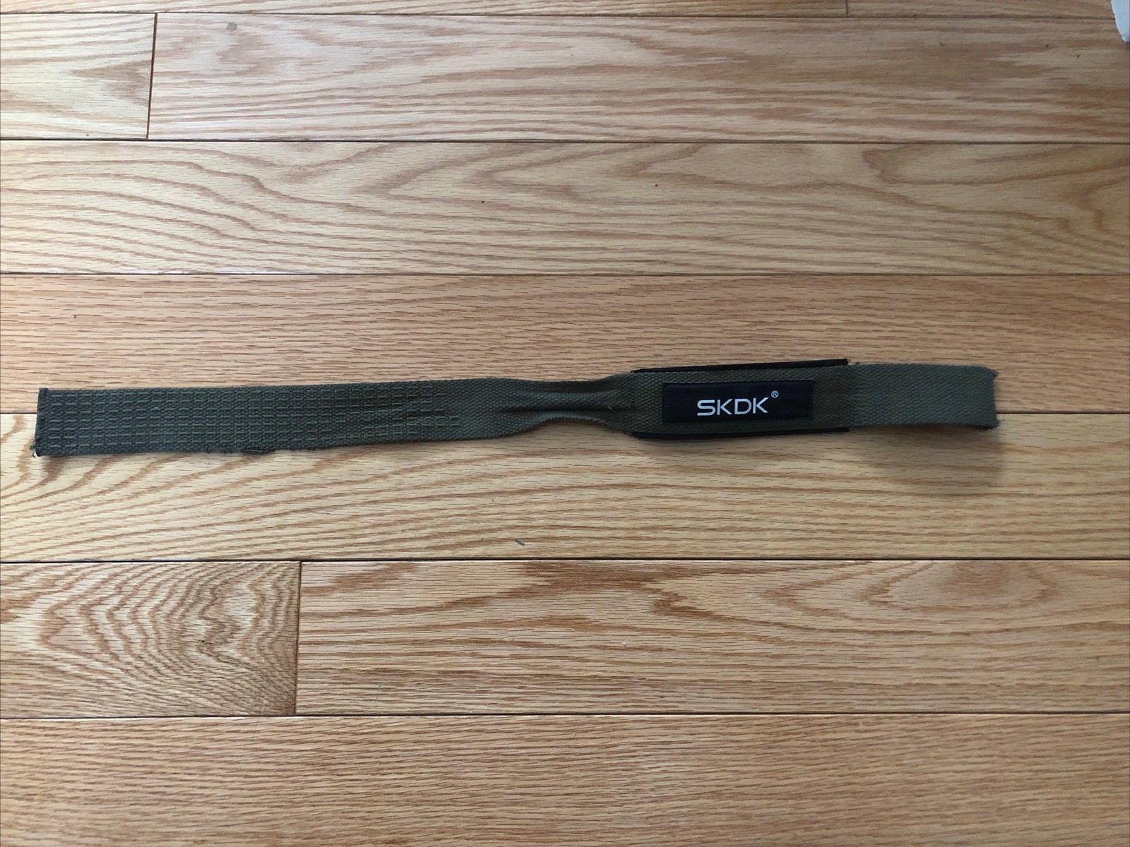SKDK Weight Lifting Wrist Single Strap Deadlift GRIPS NEOPRENE CUSHION Green