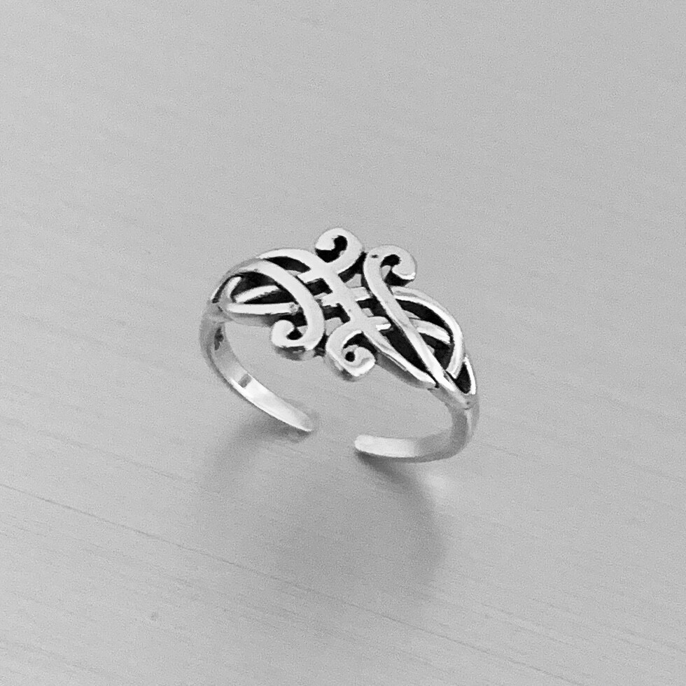 Sterling Silver Celtic Toe Ring, Silver Ring, Celtic Ring, Knot Ring