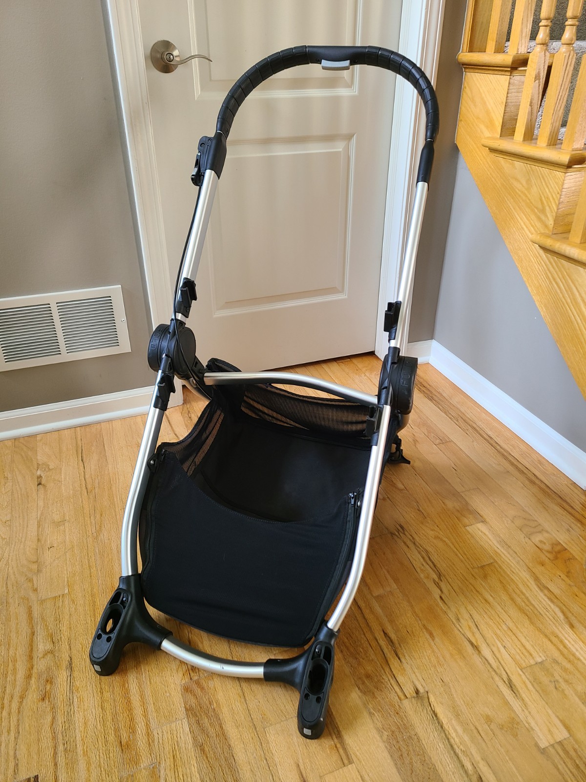 City Select Baby Jogger Stroller Replacement Chassis Frame SILVER Great Cond!