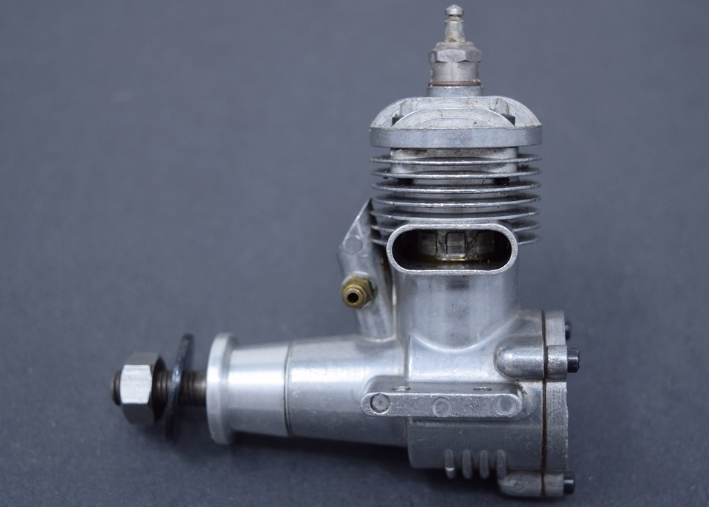 Vintage Cameron .19 Model Airplane Engine 19