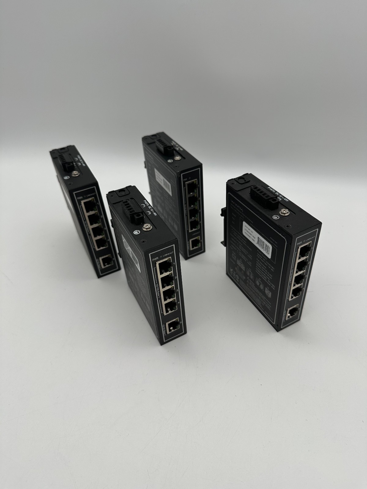 Lot of 4 - WIWAV WDH-5ET-DC 10/100Mbps Unmanaged 5-Port Ethernet  - Solar