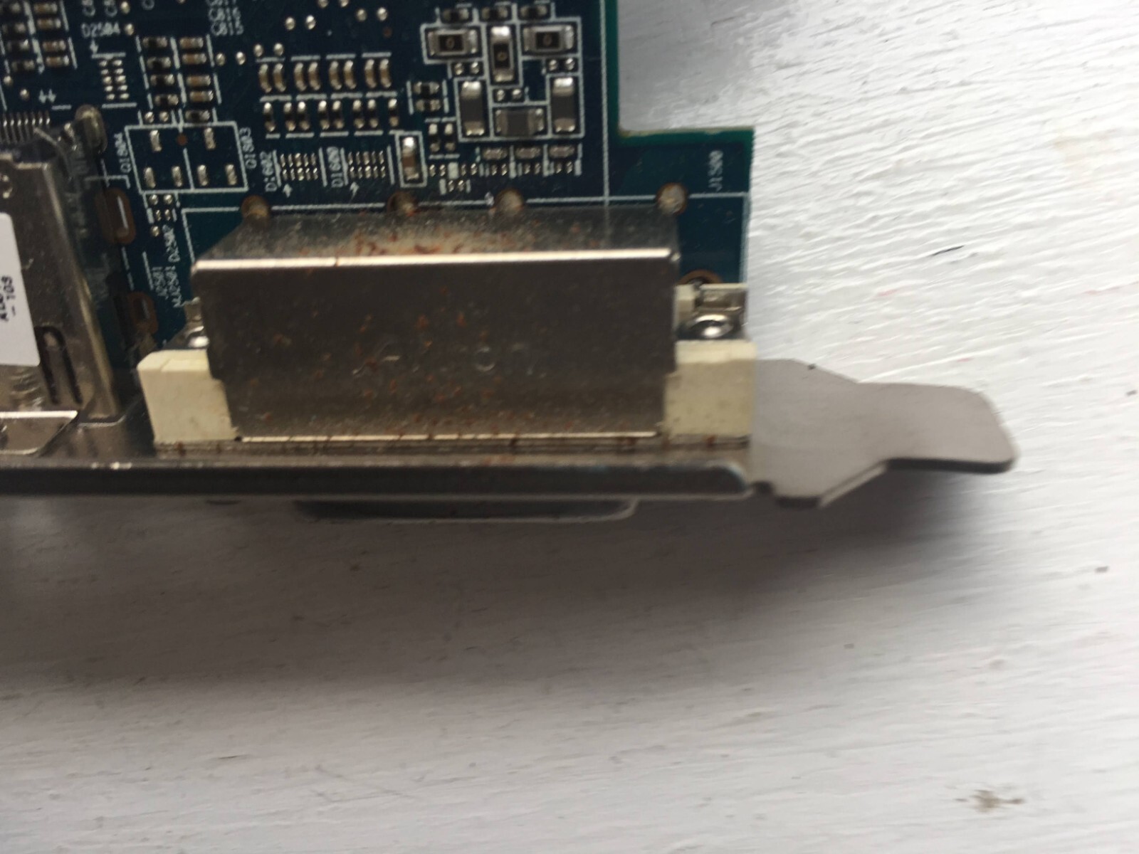 PEGATRON AMD RADEON R7 240 OLAND 2GB 128 BIT BUS WIDTH HDMI/DVI