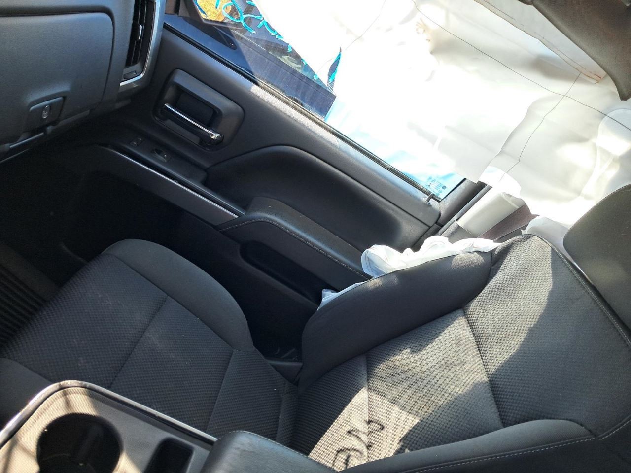 SILVRDO15 2017 Glove Box 4862297