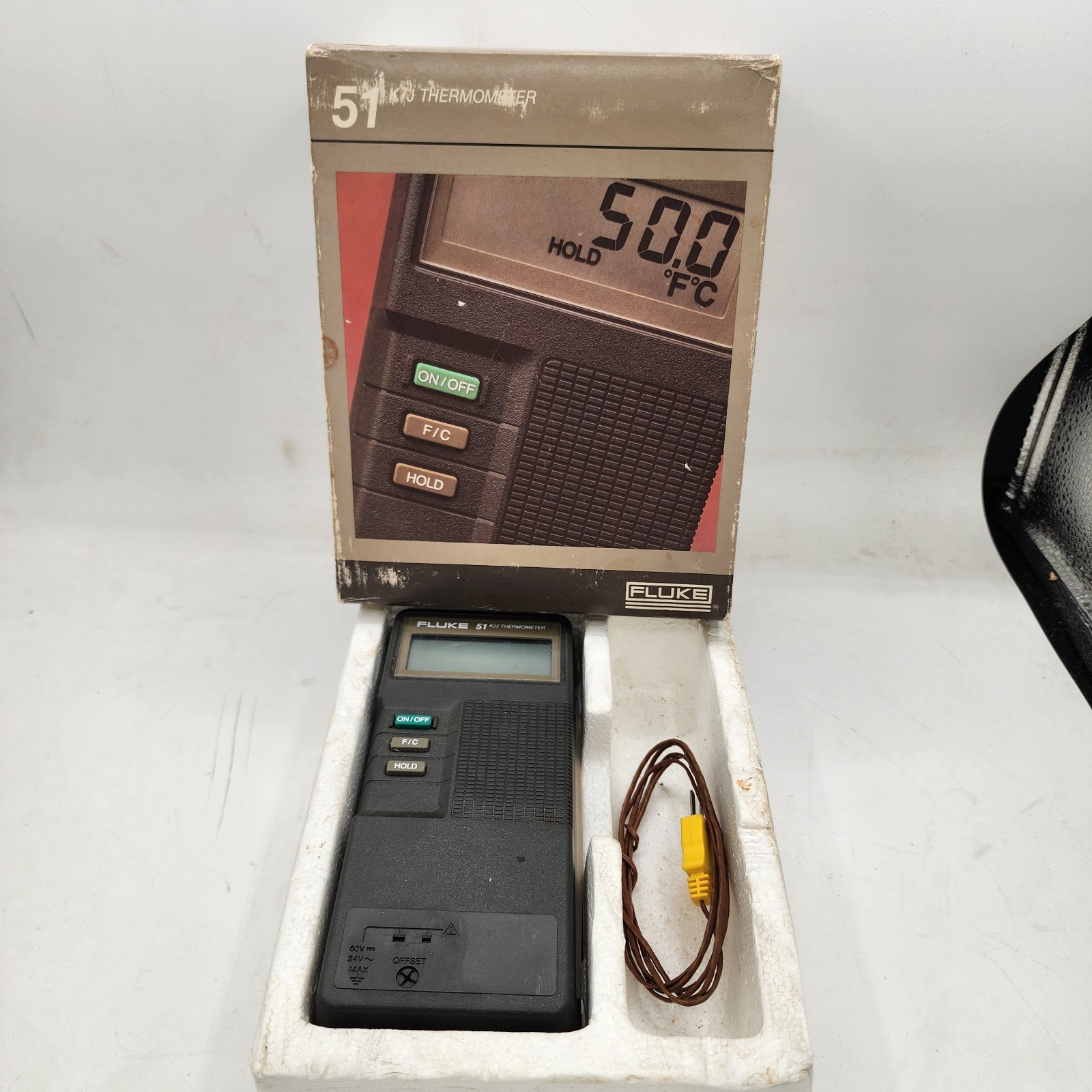Fluke 51 K/J Digital Thermometer Boxed With Probes & Operations Manual