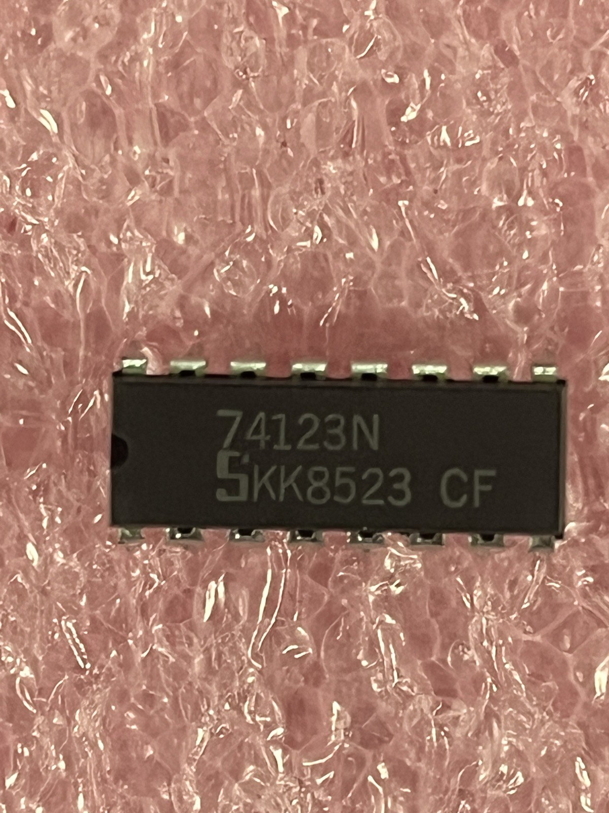 74123N SN74123N DM74123N IC MULTIVIBRATOR 16-PIN DIP SIGNETICS (LOT OF 5)