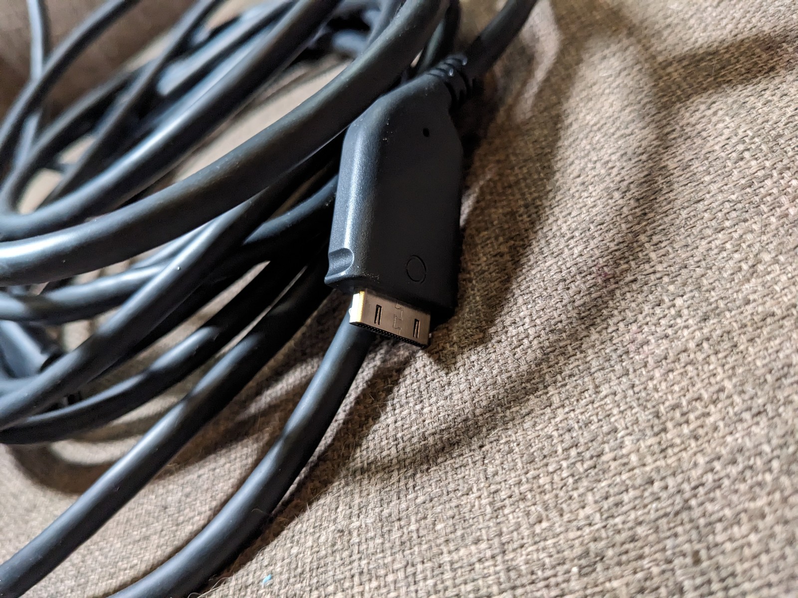 Genuine HTC Vive Pro 2 HMD Ultra High Resolution 5M Headset Cable Link Box
