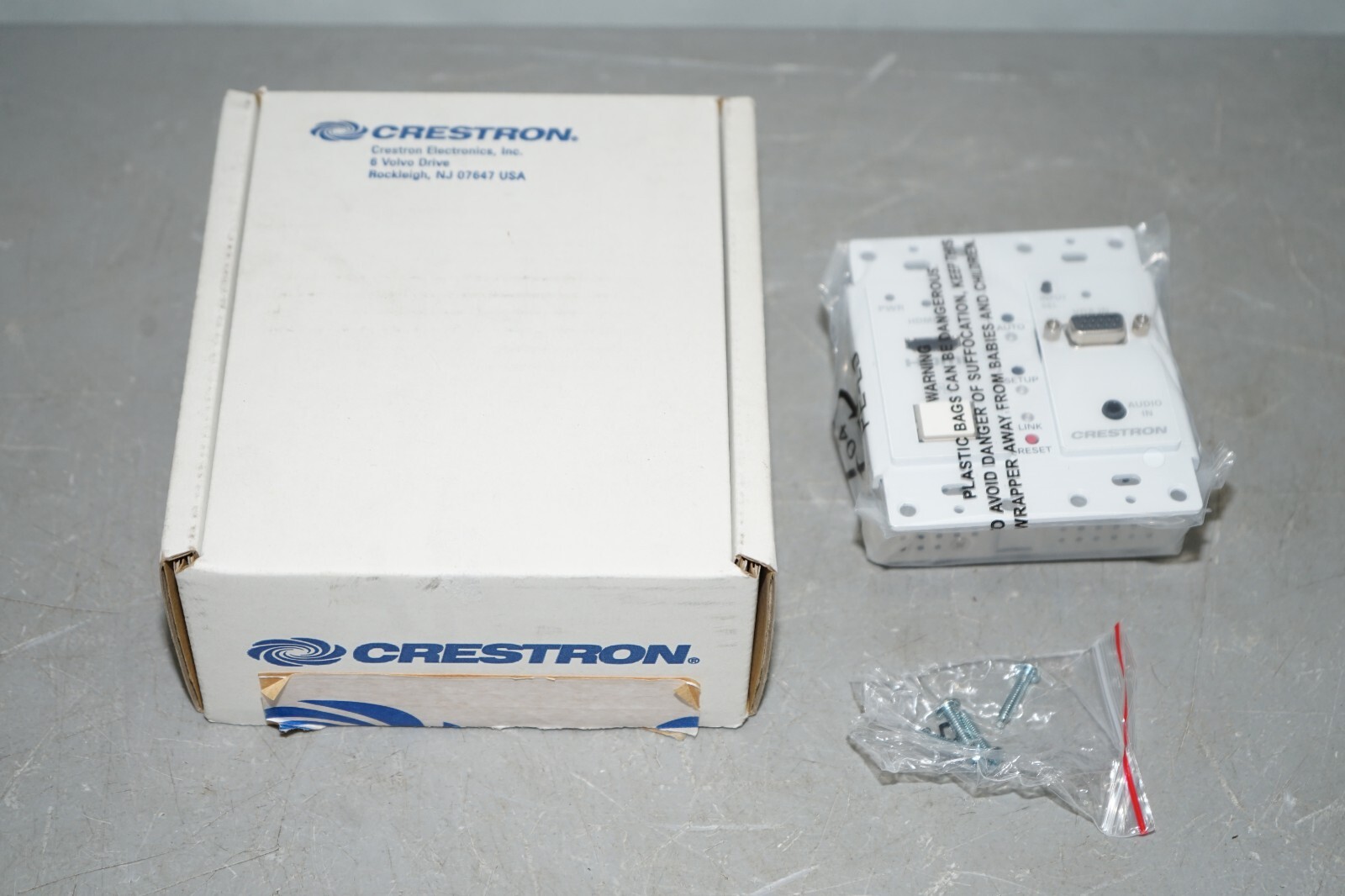 ^ Crestron HD-TX-201-C-2G-E-W-T Wall Plate Transmitter #W4622