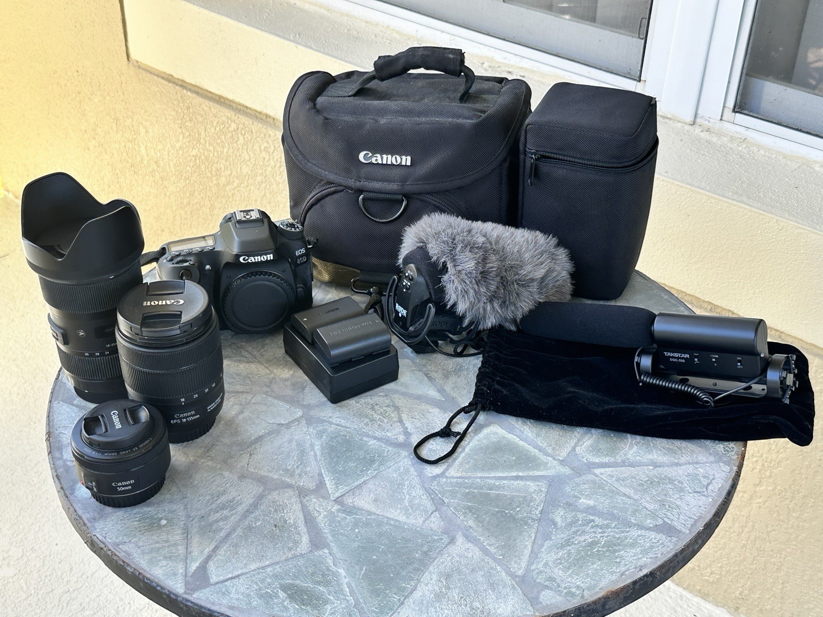 Canon EOS 80D Camera Bundle 3 Lenses Mics Bags & Accessories Great Condition