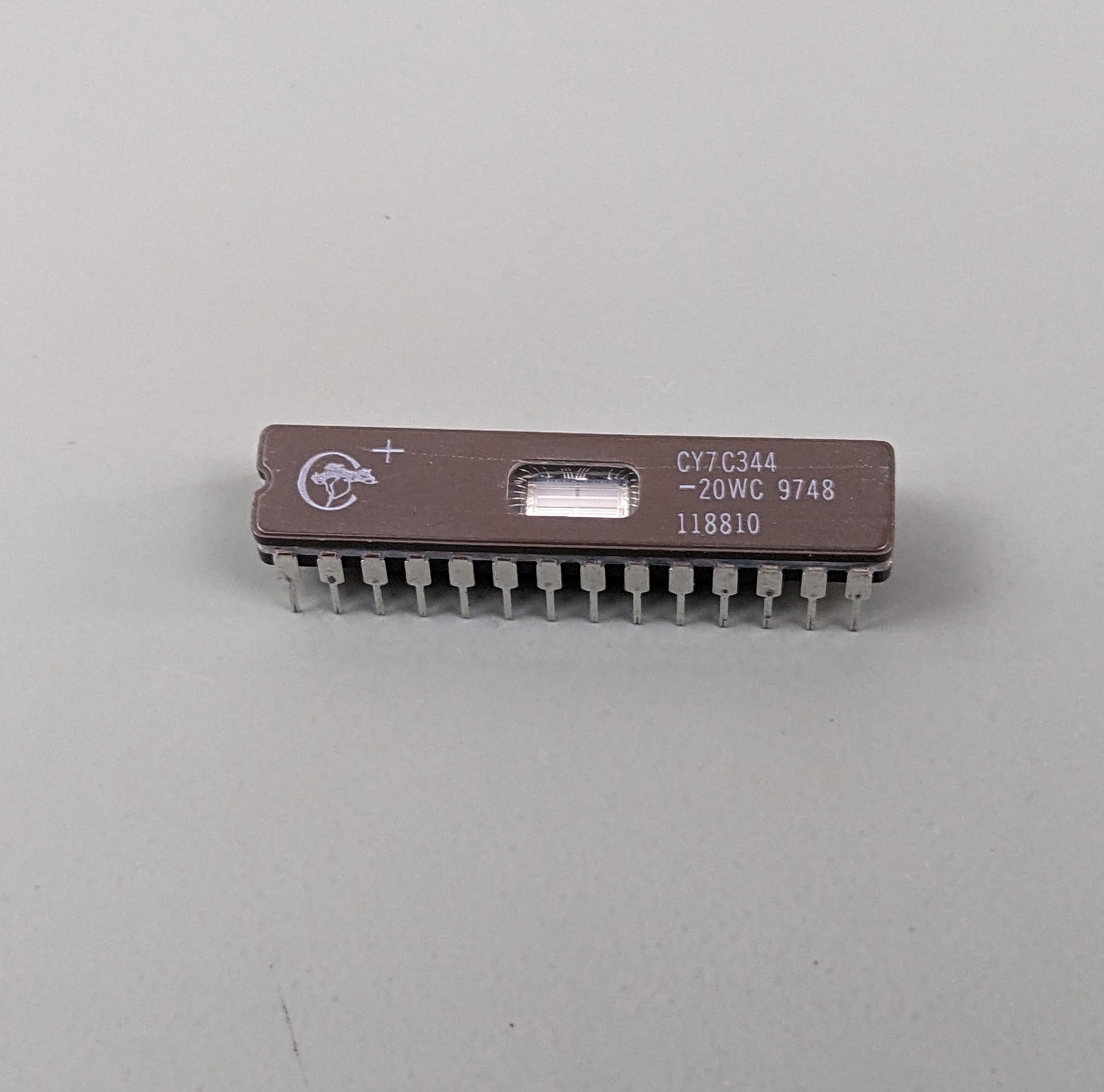 (2) Cypress CY7C344-20WC EPLD ICs, 32-Macrocell MAX