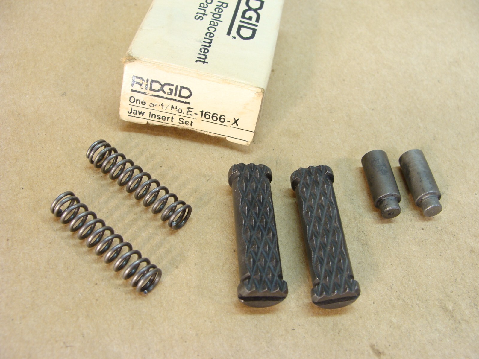 NEW RIDGID E-1666-X jaw insert JUST TWO