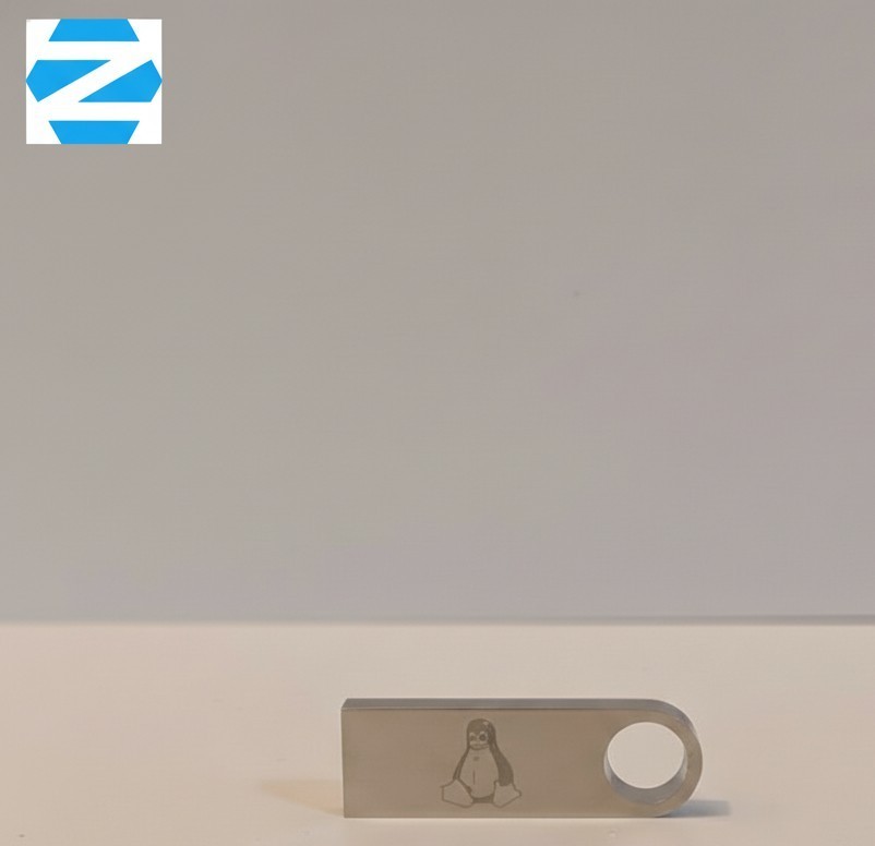 Zorin OS 18 Bootable USB Flash Drive with Tux Logo (Core Edition 2025 Latest)